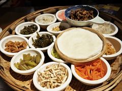 -包整·丝娃娃(一览甲秀楼风景店)