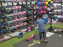 -迪卡侬(西华店)