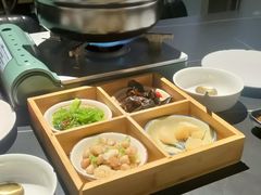 -牛牛和牛海鲜粥底火锅(长虹国际城店)
