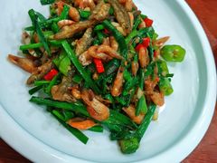 -湖南人家湘菜馆(镇江路店)