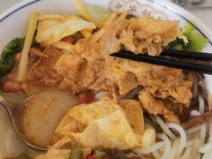 -弘束束柳州深巷螺蛳粉(珠江路店)