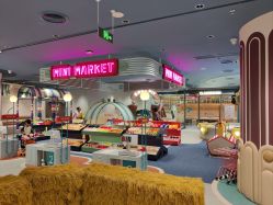 -奈尔宝家庭中心·亲子餐厅(北京东坝万达店)