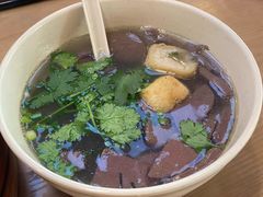 -佬钱湾仔(衣裳街店)