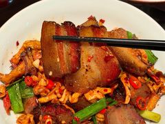-吃饭皇帝大土家民族菜(荟聚店)
