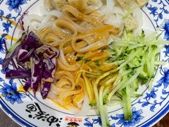 -陕味食族油泼面(工商大学店)