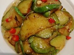 -丹江口渔村·湘味厨房(桃园店)