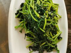 -二厨·吊桥小院·脆皮烧鸡公·本地农家菜(沿江西路店)