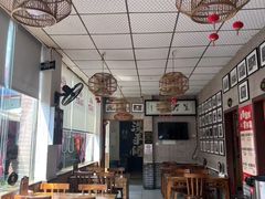 -老鼎万春卤菜(五代传承创始老店)