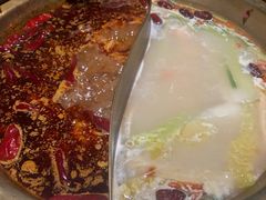 鸳鸯锅-麻路成都火锅(柏威年店)