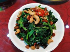 -绿岛酒楼(小海地店)