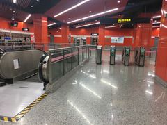 -真北路(地铁站)