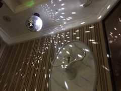 -皇马纯KTV·量贩·聚会(民治店)