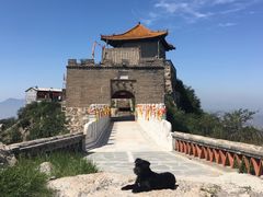 -鸡鸣山旅游风景区