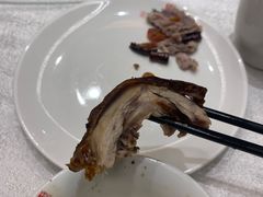-蔼若春.传承三十年云南菜(金碧公园店)