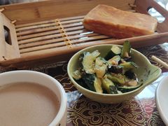 -玛拉沁艾力手把肉蒙餐