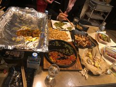 -何师烧烤·香辣蟹·川菜·30年老品牌(太古里旗舰店)