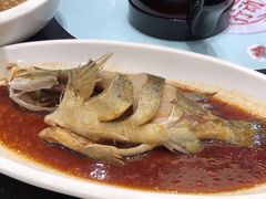 清蒸鲑鱼-香山湖家家宴(中山陵店)