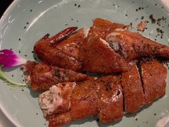 黑松露吊烧脆皮鸡-港丽餐厅(高德置地店)