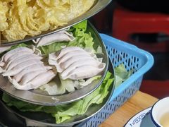 鱼皮饺-威邵鸡煲(西华路总店)