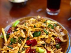 小炒竹笋炒腊肉-苗湘食府(十年店)
