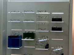 -优视觉视光中心•青少年近视防控(新世界中心写字楼店)