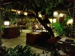android_upload_pic-DiAtas by Art Cafe Bumbu Bali