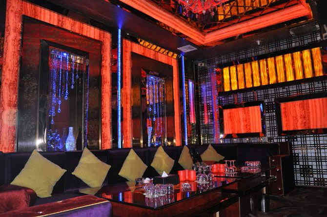 凯撒国际-"音响很好,环境很美,门口服务员挺多的,大."-大众点评移动版