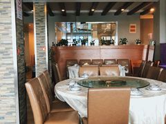 大堂-天桥饭店·特色海鲜(金山嘴渔村店)