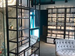 -Trend1881视光·蔡司视觉(领展广场店)