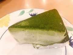 抹茶黄桃慕斯-萨莉亚意式餐厅(特力时尚汇店)