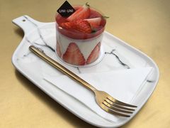 -UNI UNI(环亚凯瑟琳店)