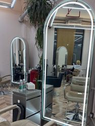 -Hair Co.一间沙龙