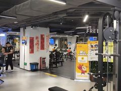 -超鹿运动(达信大厦店)