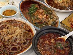 -洪平血旺椒麻鸡雅鱼饭店(熊猫大道店)