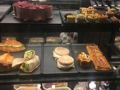 -星巴克臻选(莘庄仲盛店)