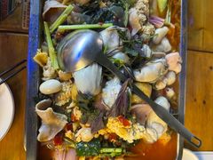 -后街佬·炭火鲜鱼杂(南城店)