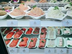 -雍容荟帝王蟹活龙虾展台自助(IFS黑金店)