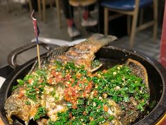 -聚鑫朋酸菜肥肠(文艺路口店)