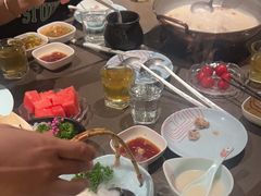 -捞王锅物料理(上海世茂广场店)