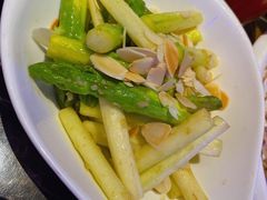芦笋-MOSSO德国餐厅·音乐酒吧(环宇荟店)
