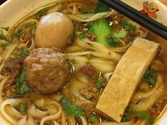 -顺溜·手工刀削面·黑金店(铜锣湾店)