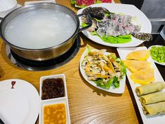 -吉友粥底火锅(方斜路店)