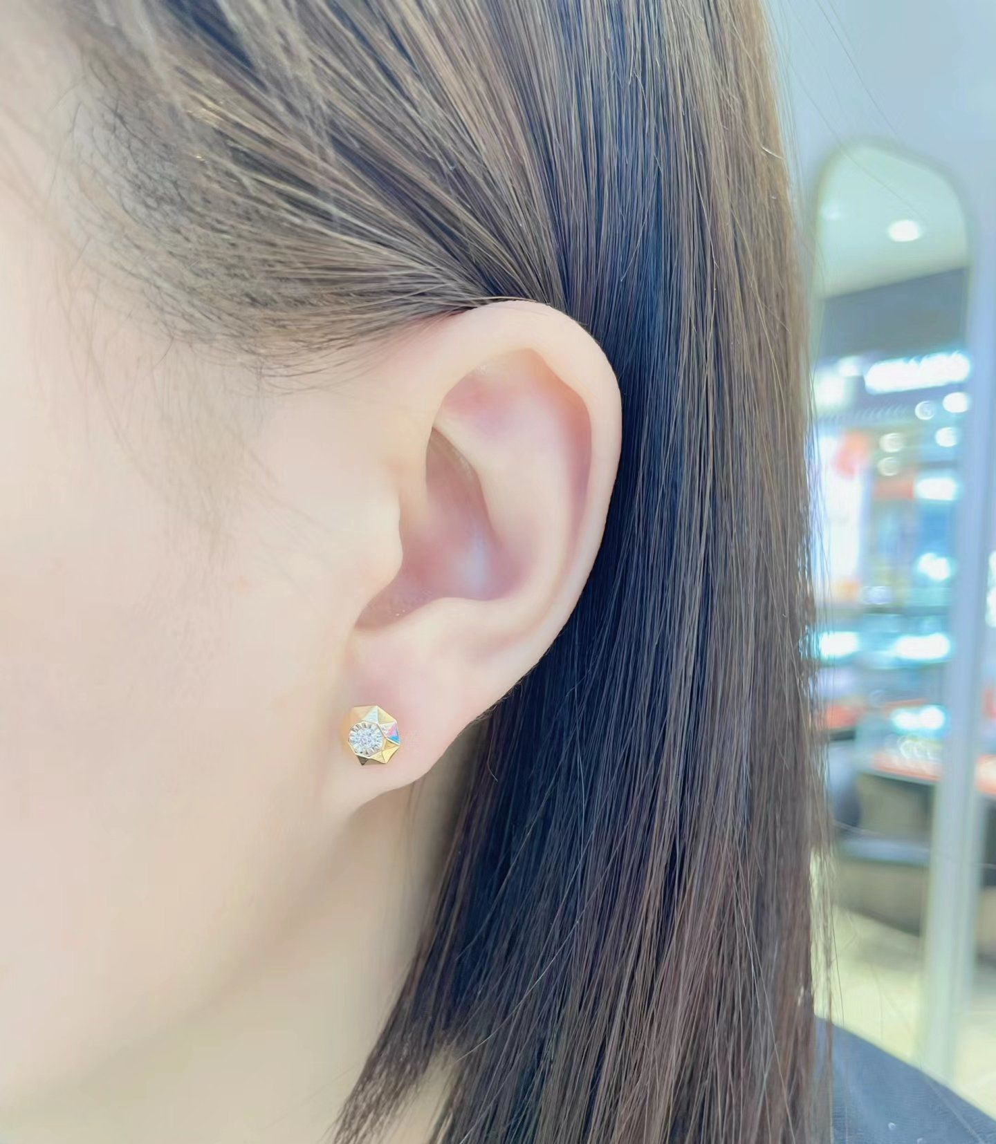 伟德国际翻身难！市值蒸发40亿英巨头昏招百出外媒：市场已向中国倾斜