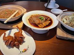 -云庭汇·粤菜海鲜(东盟盛天地店)