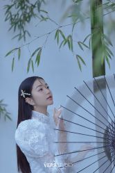 -至臻微拉婚纱摄影