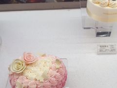 -好利来(上海长宁龙之梦店)