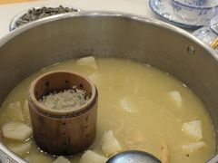 -朴小妹人参鸡汤火锅(长白山万达店)