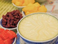 招牌双皮奶任意配-广信牛奶甜品世家(台东店)