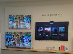 -华为授权体验店(中山公园来福士)