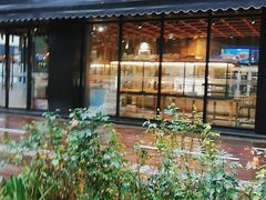 门面-原麦山丘(新中关店)